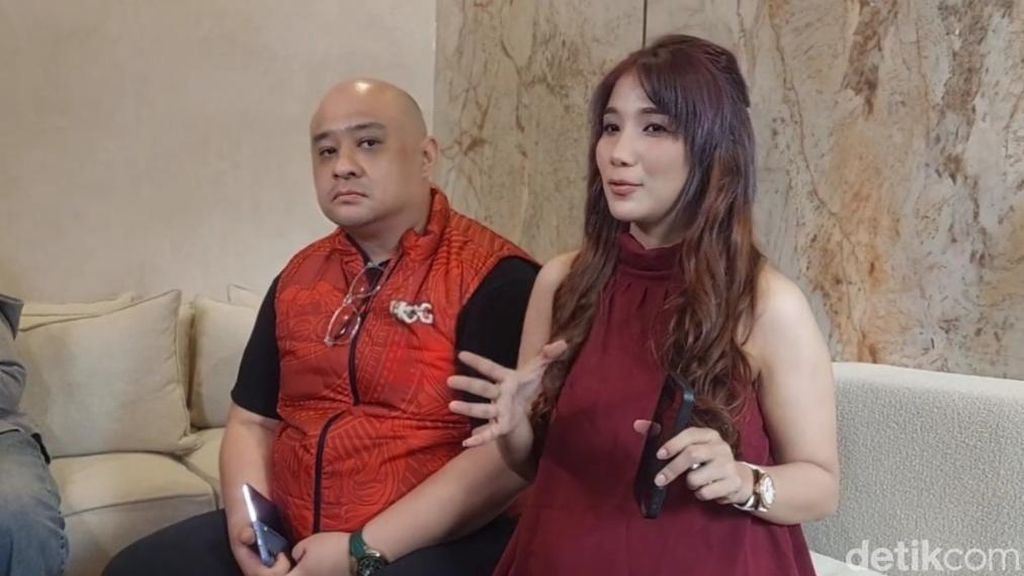 Perkenalan Fangfang dengan Vicky Prasetyo, Berujung Dugaan Penelantaran